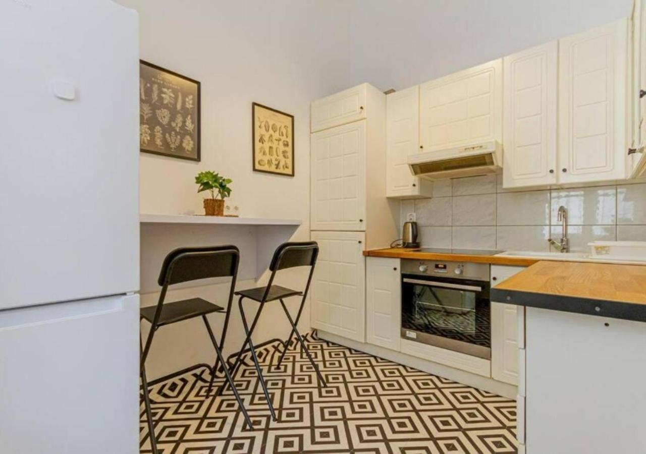 Luxury Apartment By The Famous Vaci Street Budapeste Exterior foto