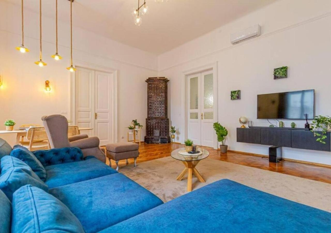 Luxury Apartment By The Famous Vaci Street Budapeste Exterior foto