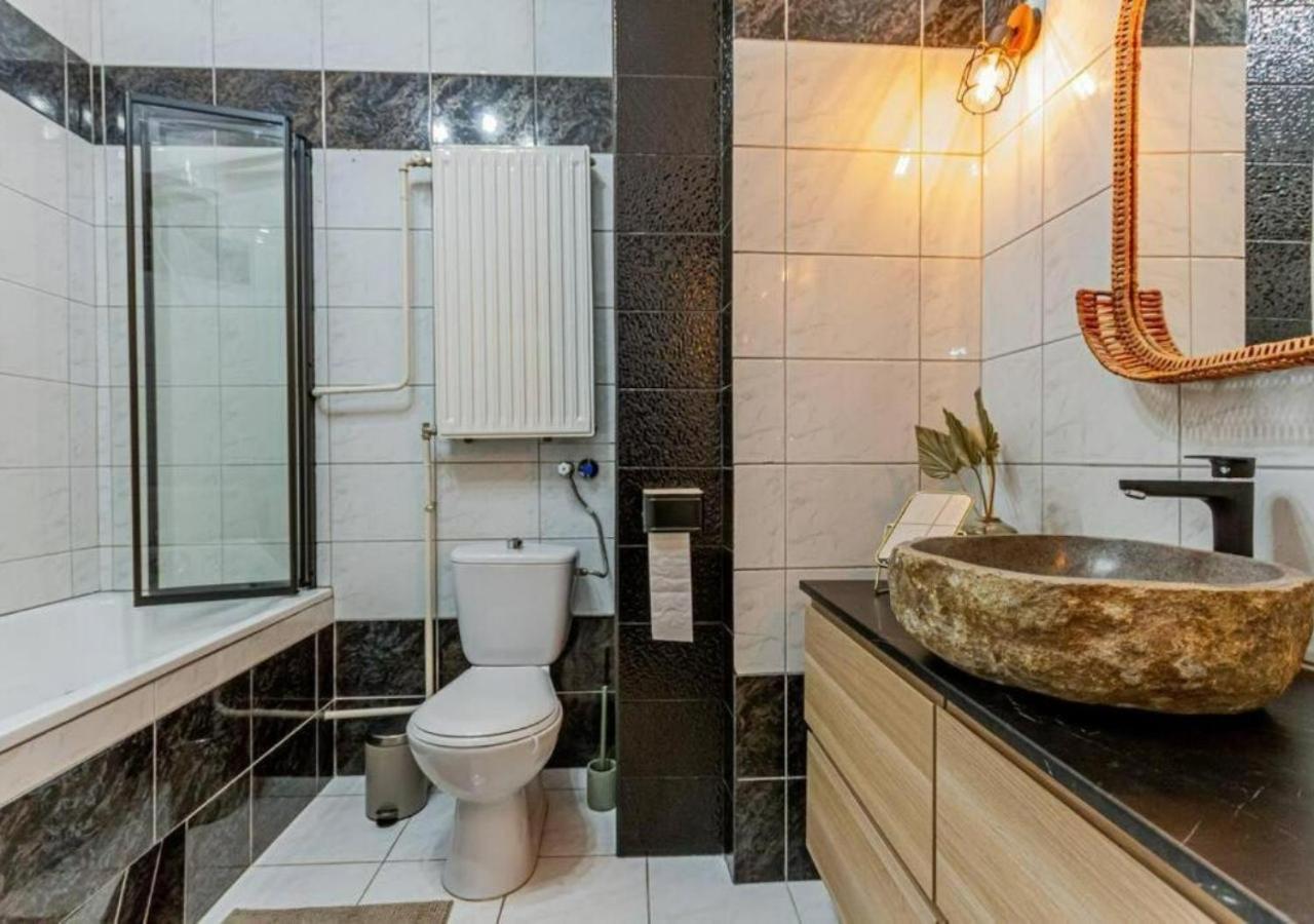 Luxury Apartment By The Famous Vaci Street Budapeste Exterior foto